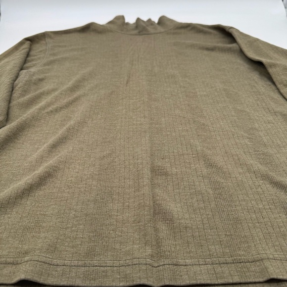 GE2OO Ribbed Mock Neck Long Sleeve Top – Size M – Like New - Picture 3 of 4